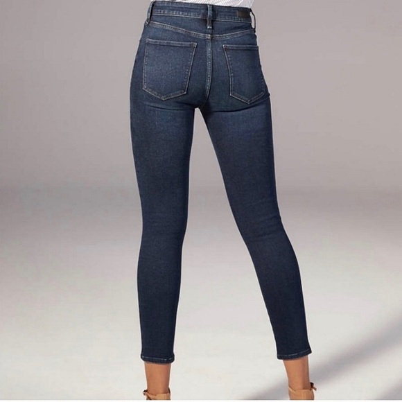 NWT Abercrombie Jeans in style Simone high rise super skinny Jean. Size 27/4r - Picture 2 of 6